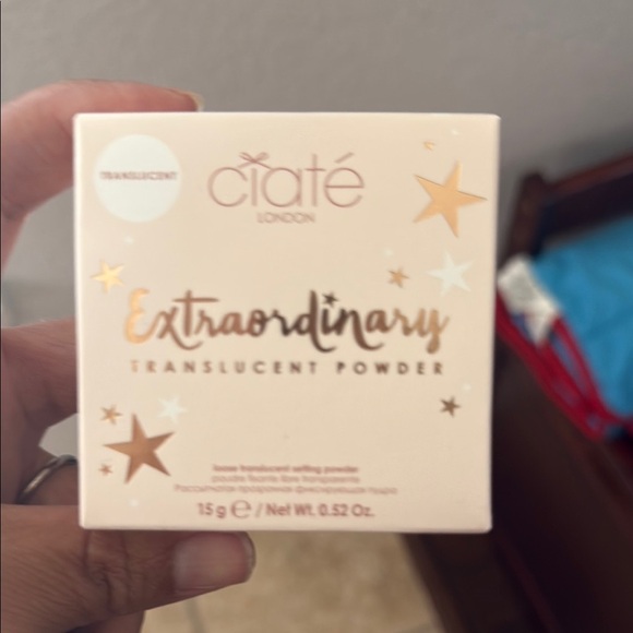 Ciaté London Loose Setting Powder - Picture 1 of 3